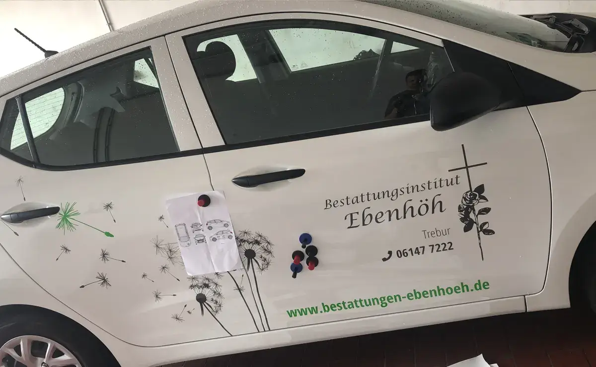 Hochwertige Fahrzeugbeschriftung